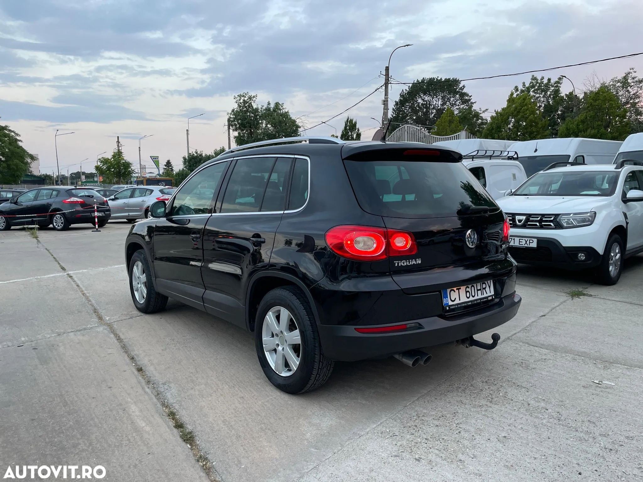 Volkswagen Tiguan - 4