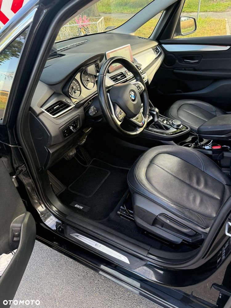 BMW Seria 2 218d GT - 17