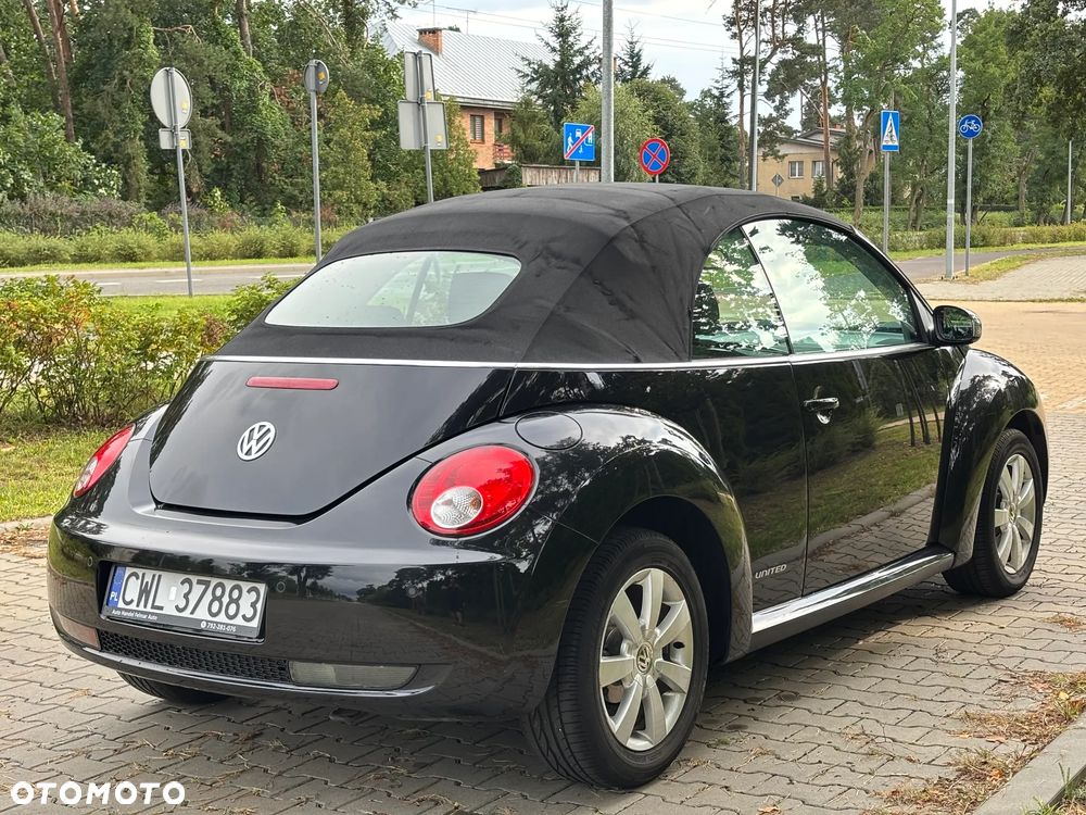 Volkswagen New Beetle 2008 photo 5
