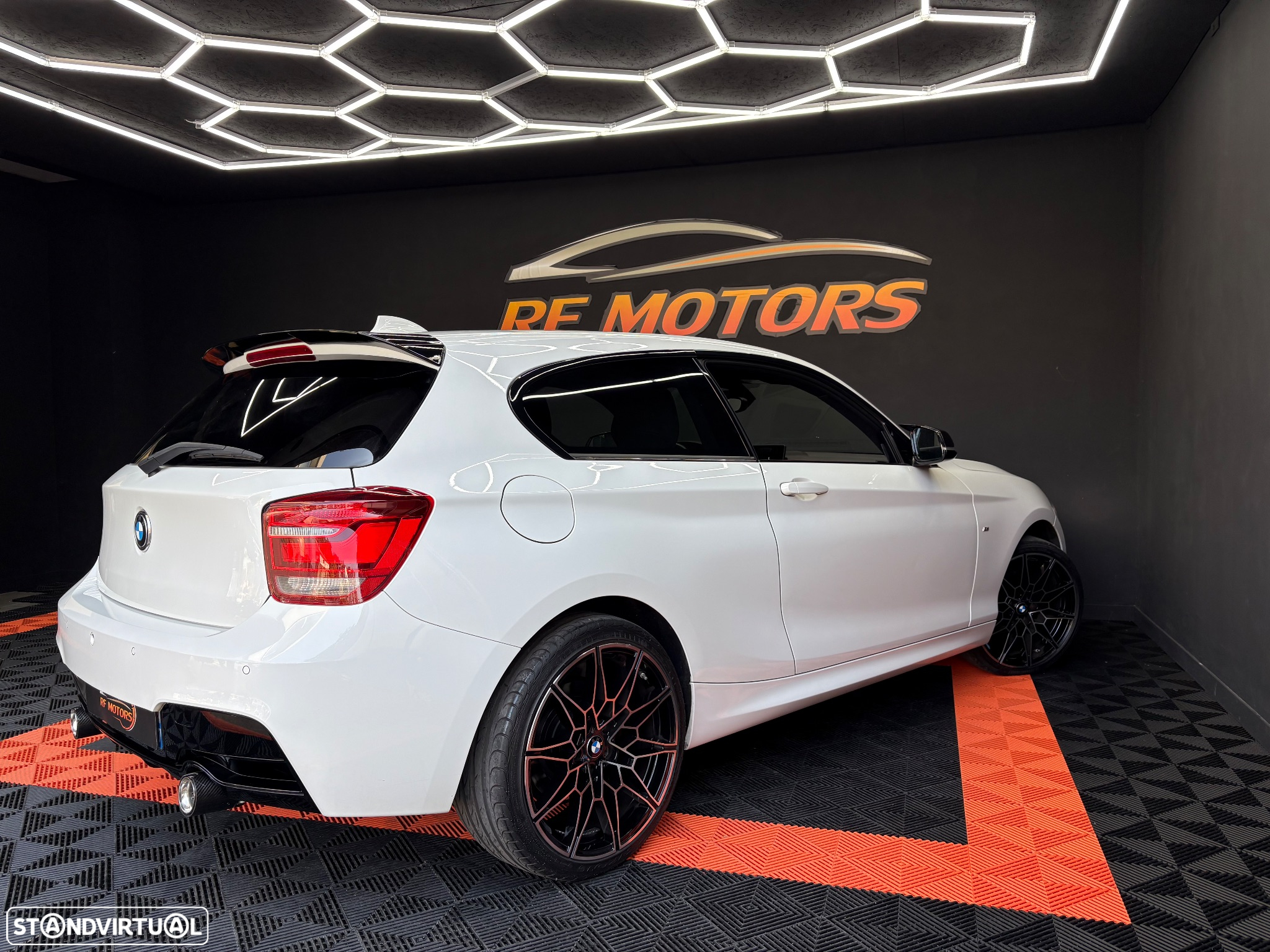 BMW 120 d Pack M - 32