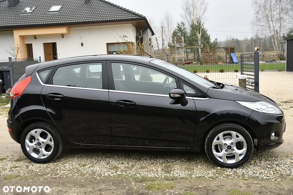 Ford Fiesta 1.25 Titanium - 10