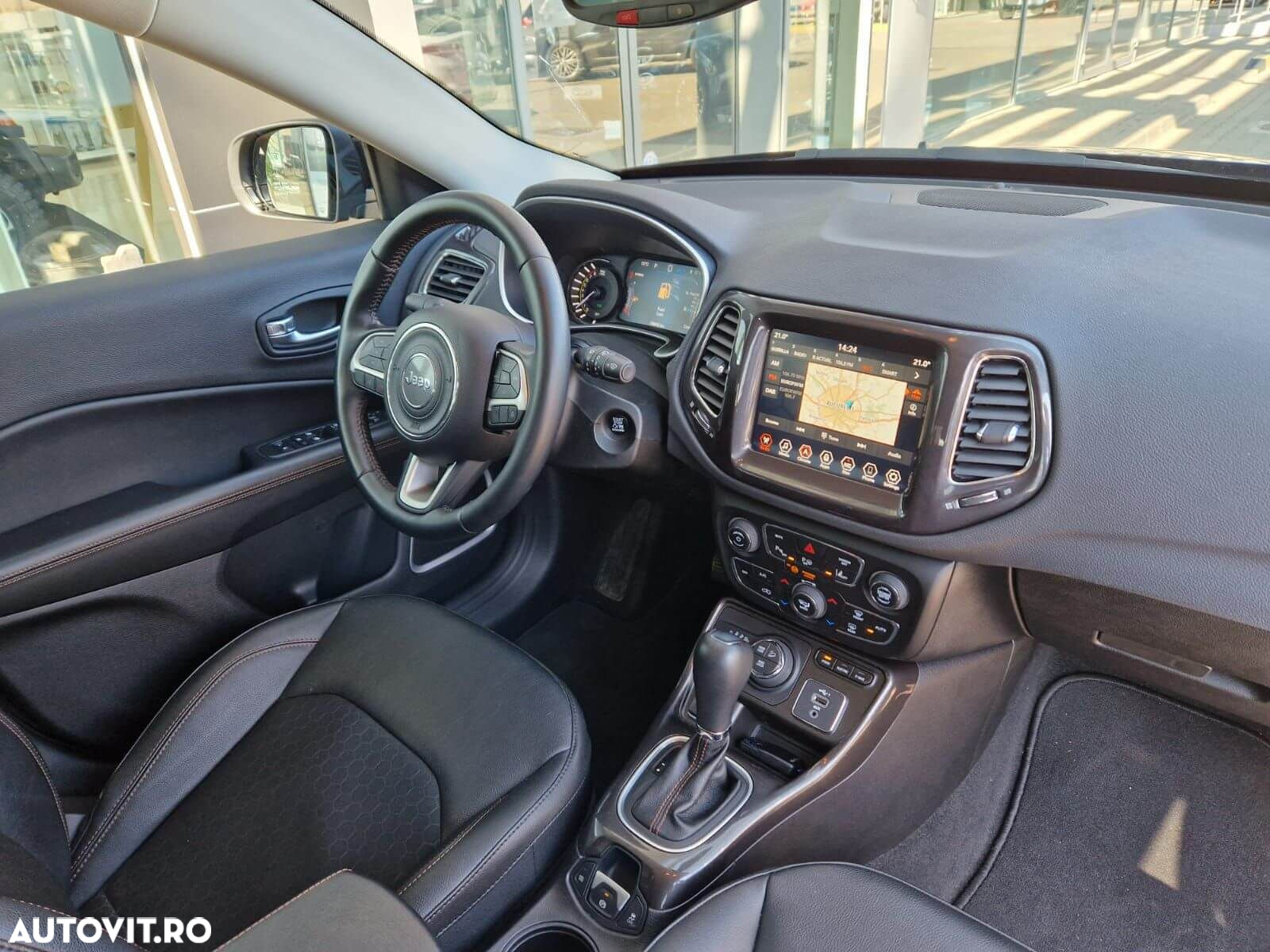 Jeep Compass - 9