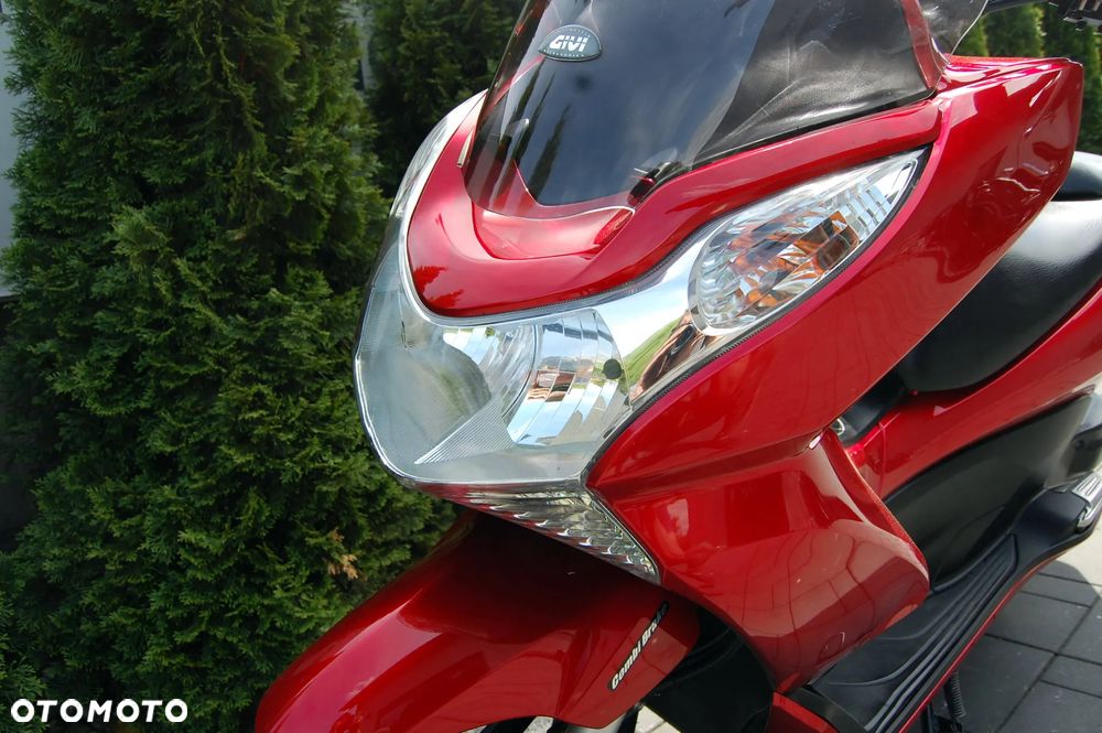 Honda PCX - 9