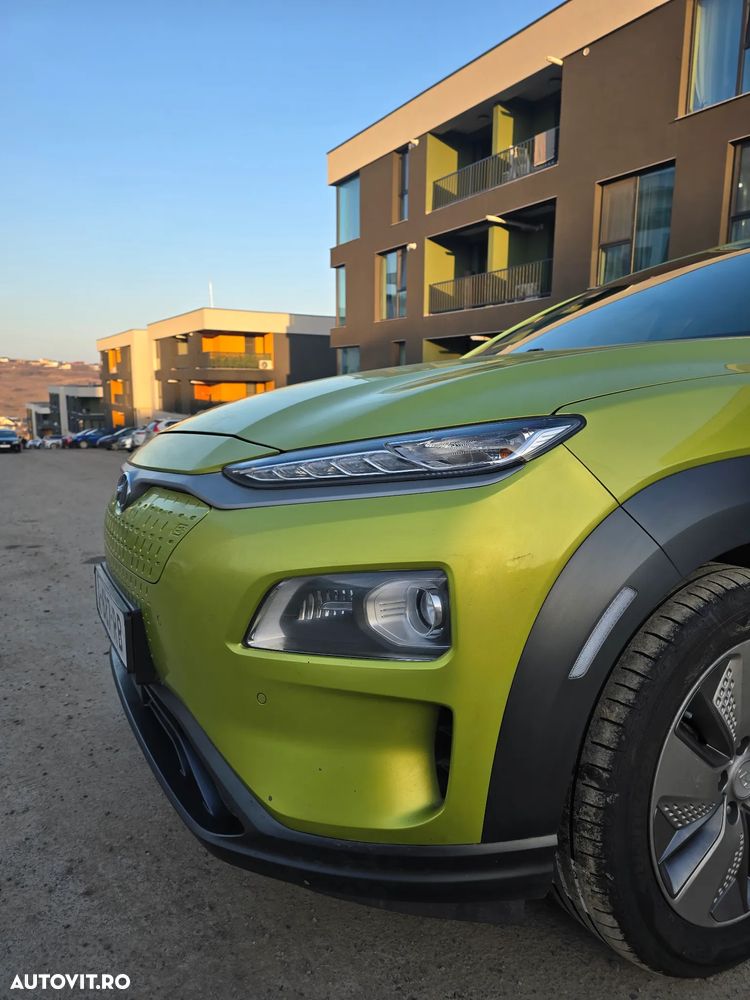 Hyundai KONA Premium - 12