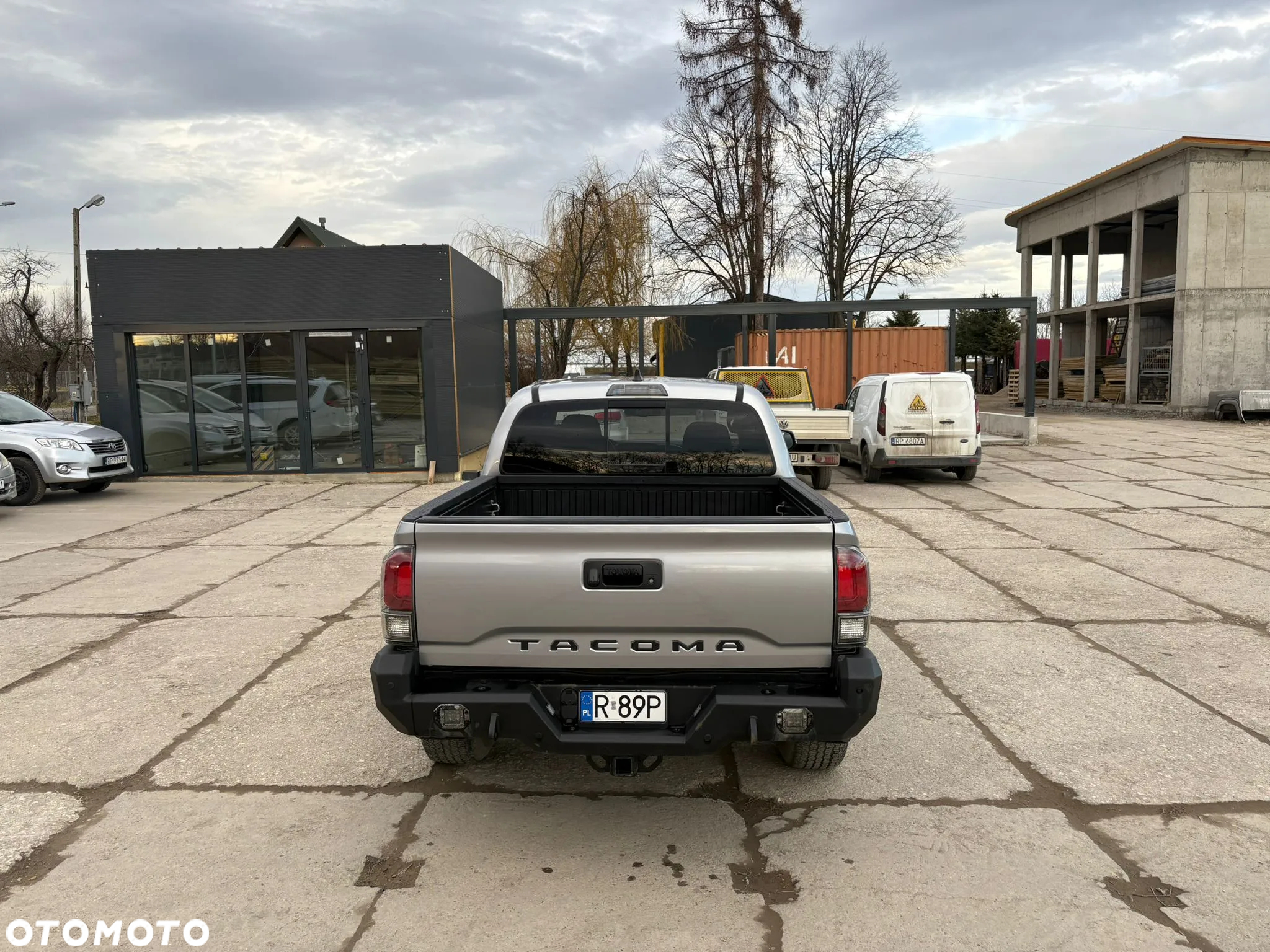 Toyota Tacoma - 7