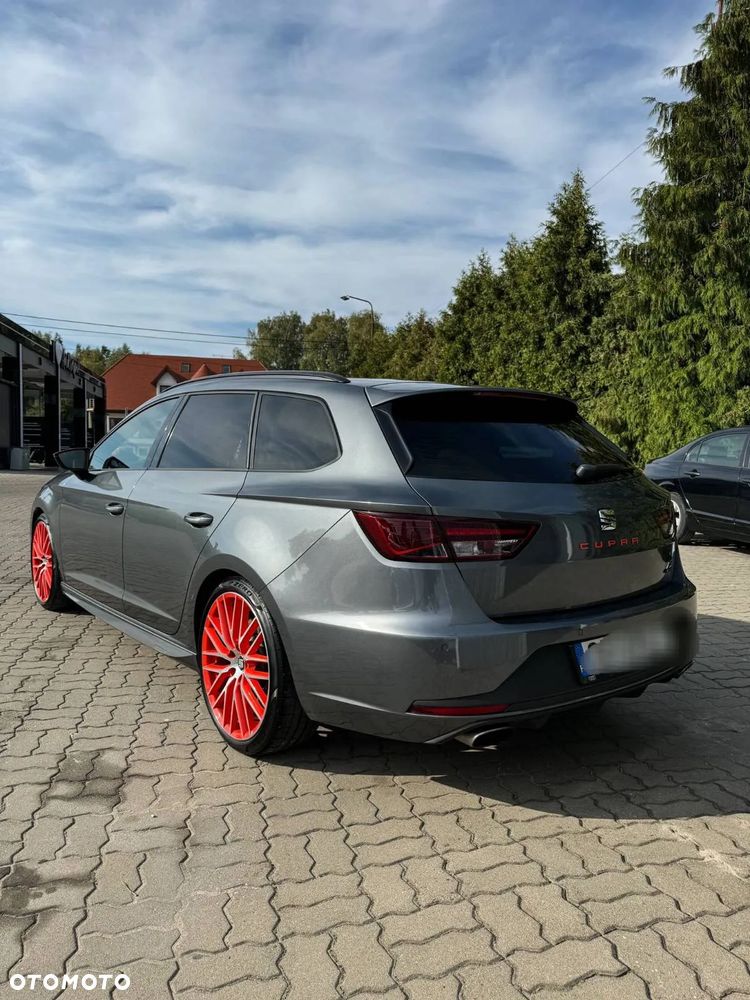 Seat Leon 2.0 TSI Cupra 290 S&S DSG - 2