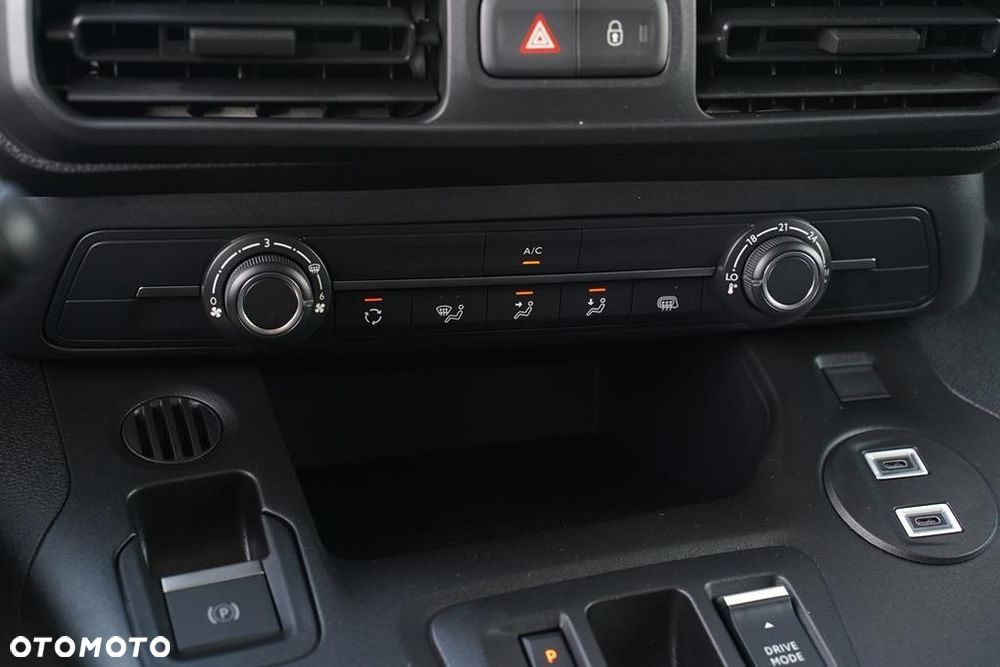 Peugeot e-Partner VAN L2 - 20