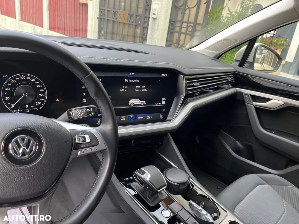 Volkswagen Touareg V6 TDI Elegance - 7