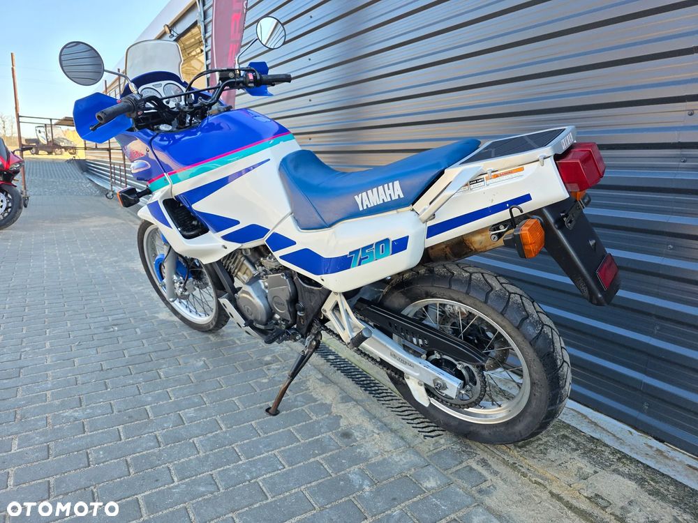 Yamaha Super Tenere - 30