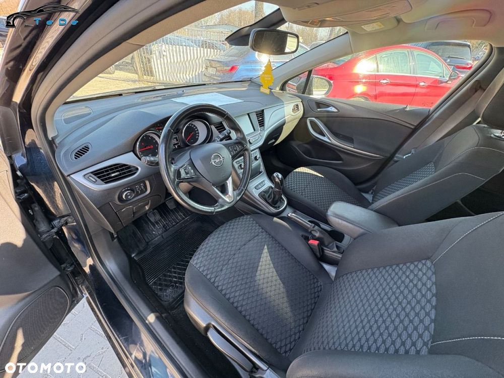 Opel Astra 1.4 Turbo Start/Stop Business - 17