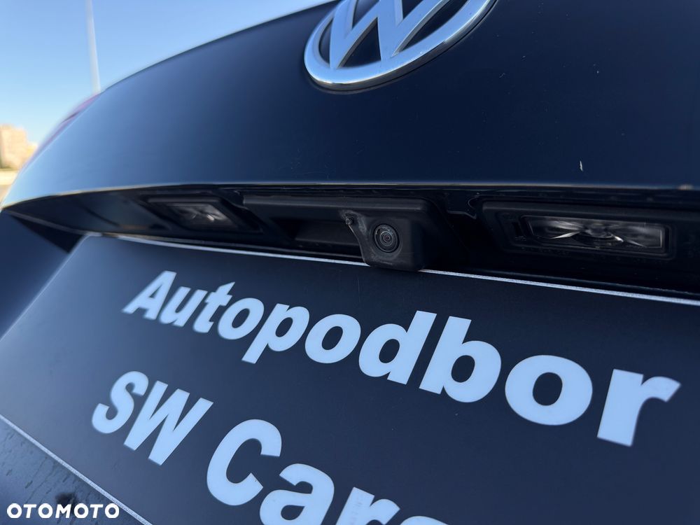 Volkswagen Tiguan - 23