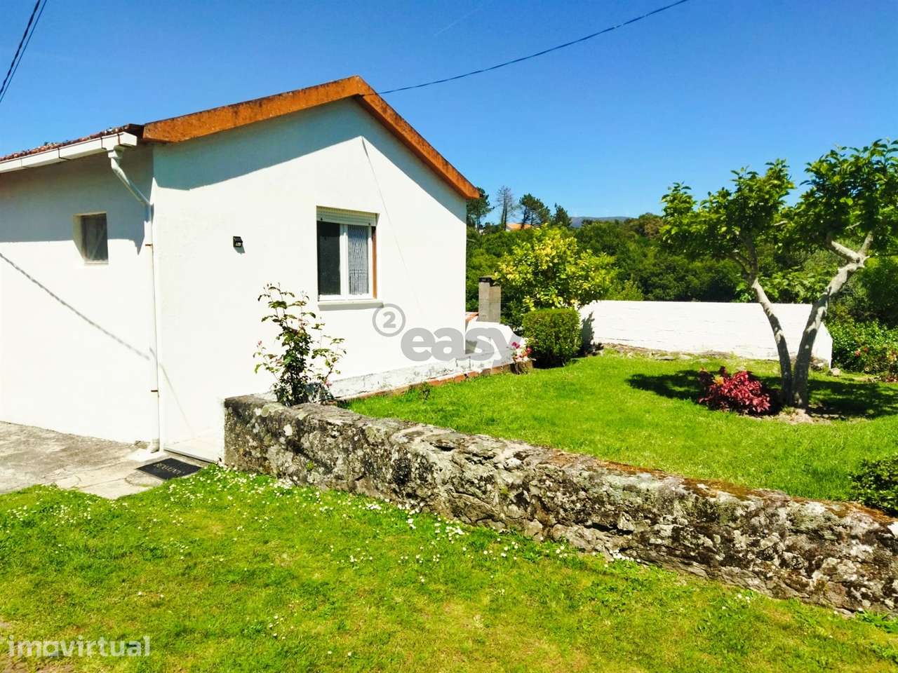 Moradia T2 em Vilar de Mouros com 3000m² de Terreno | Caminha - Grande imagem: 2/36