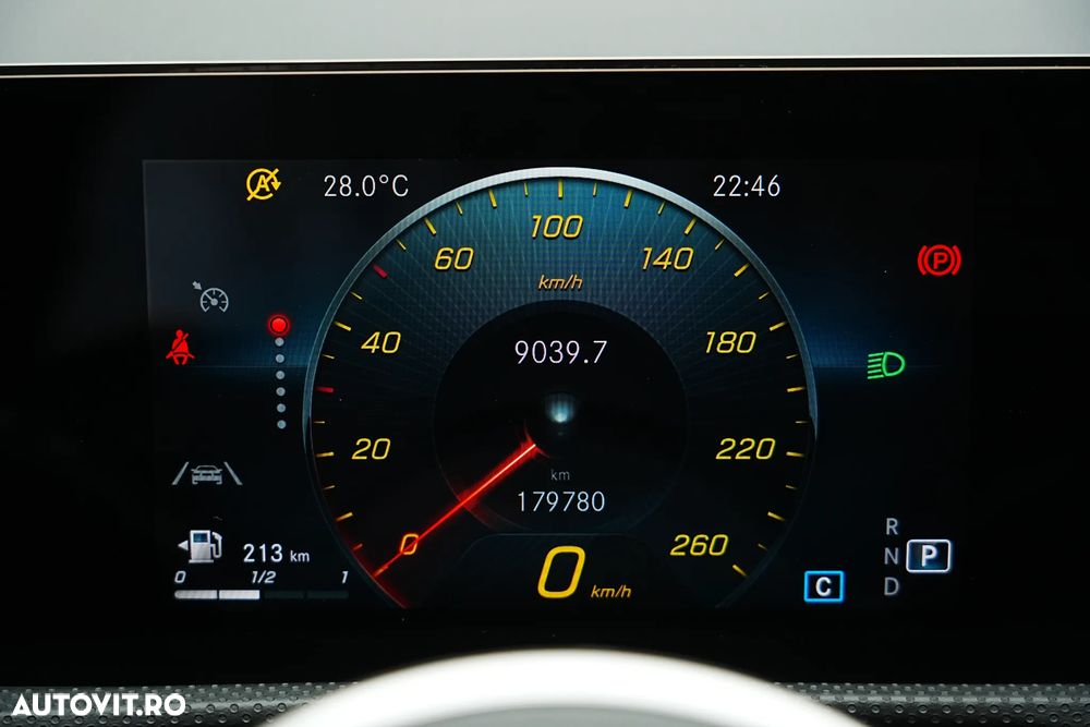 Mercedes-Benz CLA 180 7G-DCT Special Edition - 26