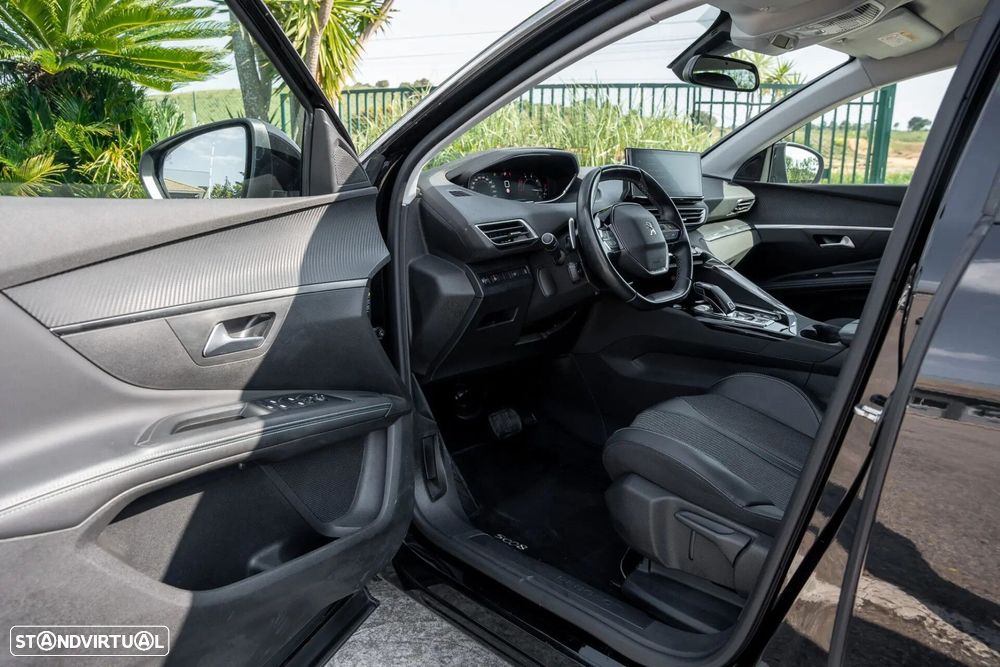 Peugeot 5008 1.5 BlueHDi Allure EAT8 - 12