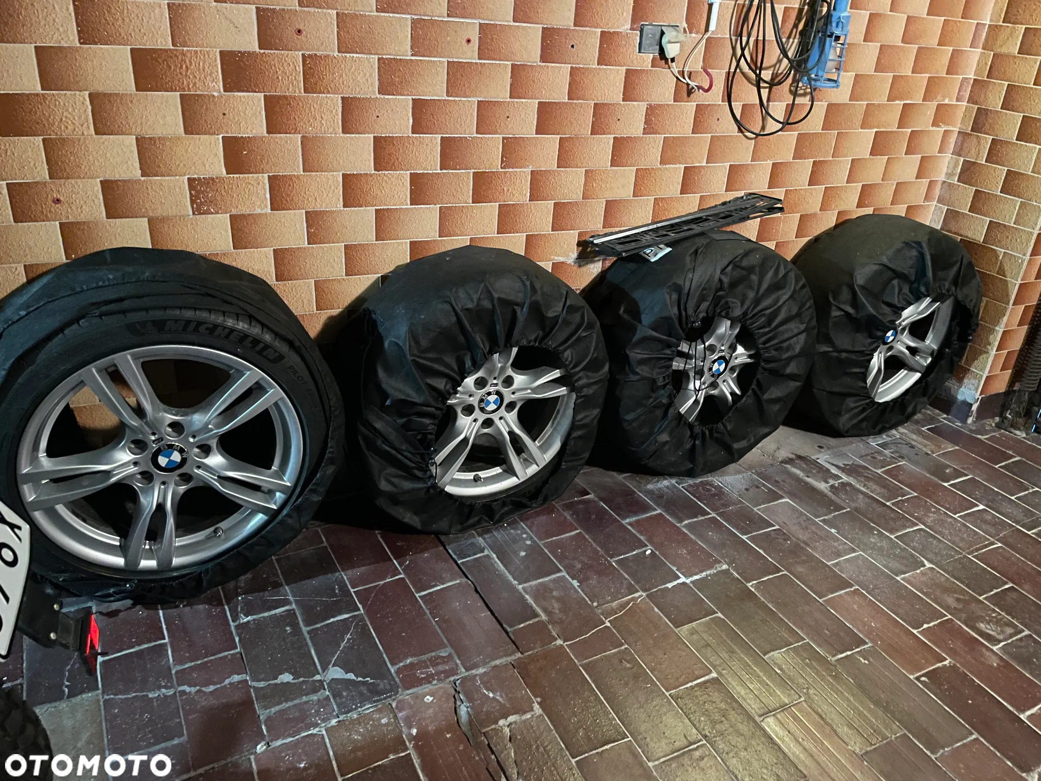 BMW Seria 3 318i GPF M Sport Shadow - 14
