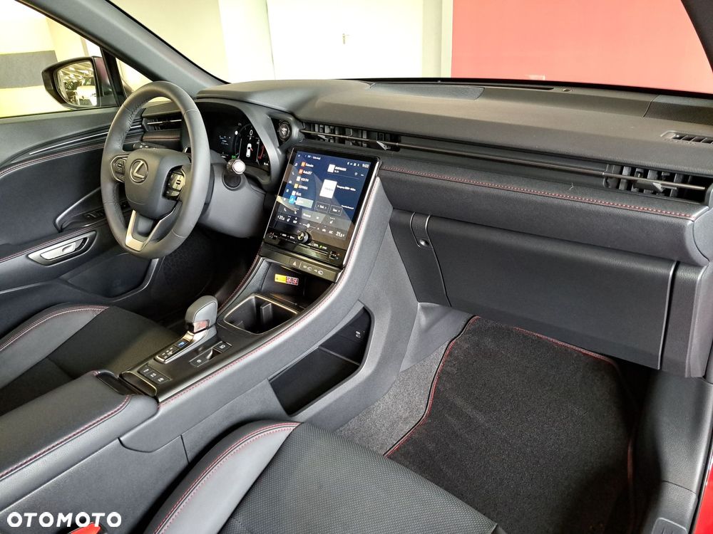 Lexus LBX 1.5 Hybrid Emotion - 18