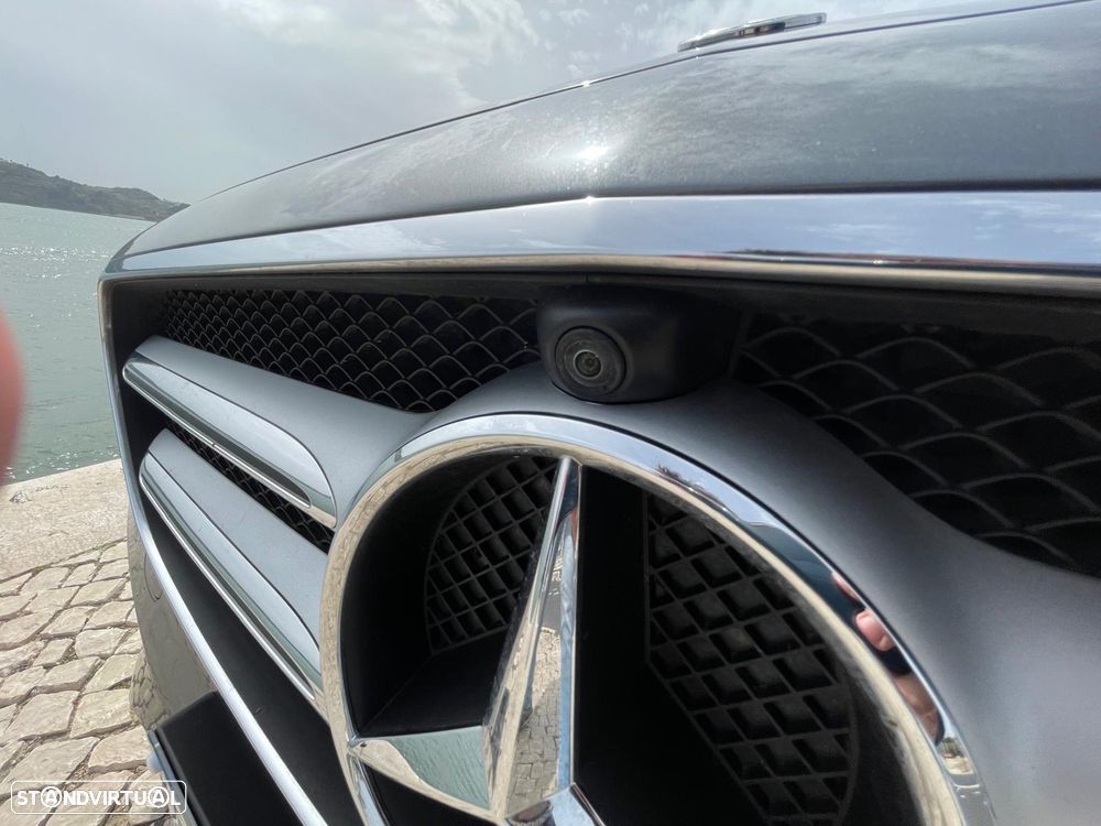 Mercedes-Benz E 300 d AMG Line 7L - 12