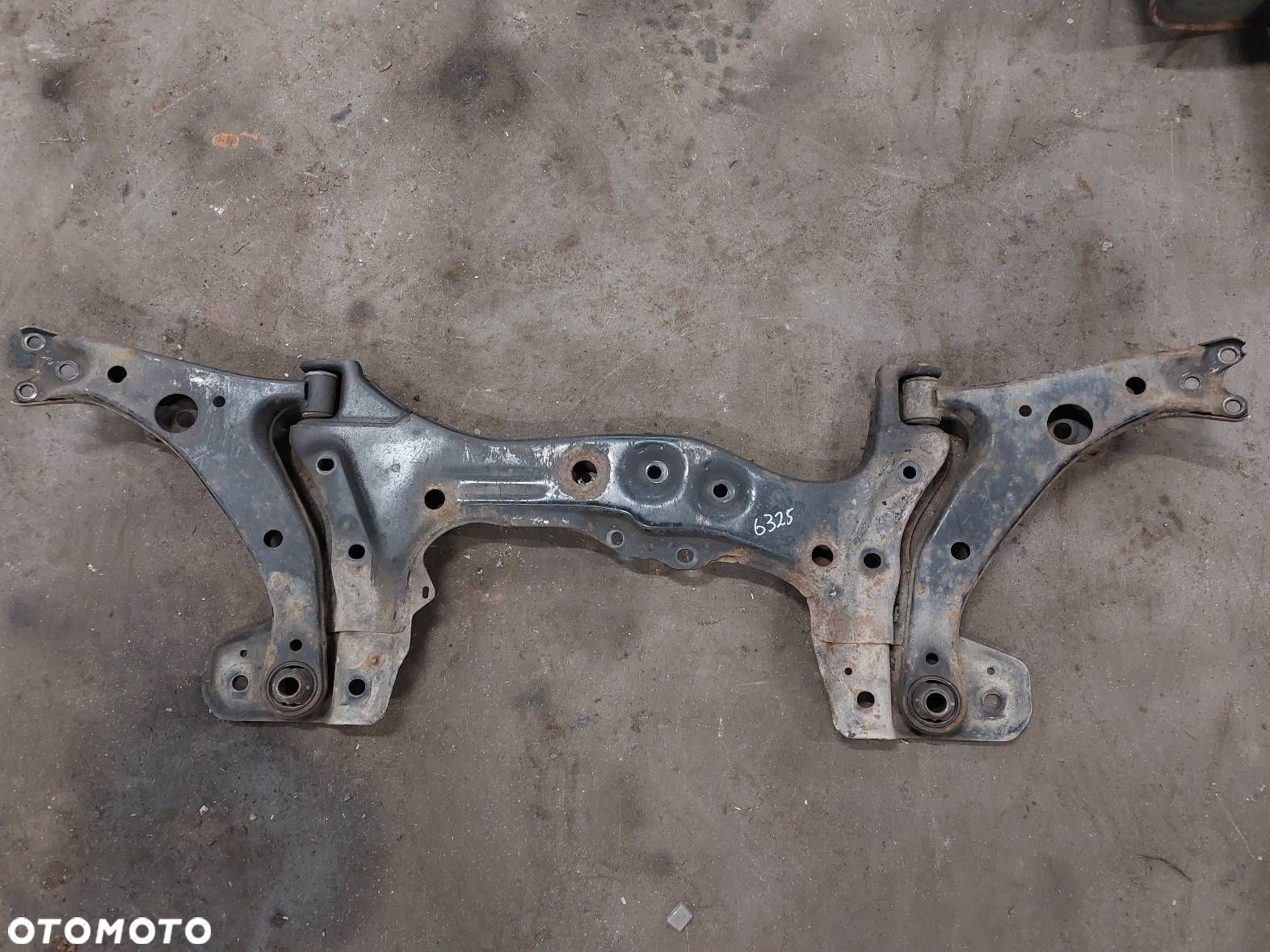 SANKI WÓZEK KOŁYSKA SILNIKA TOYOTA COROLLA E11 LIFT 2.0 D4D - 2