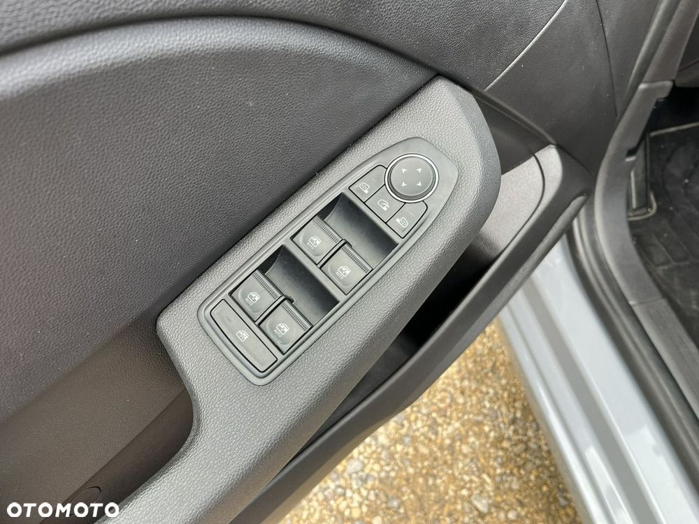 Renault Clio - 18