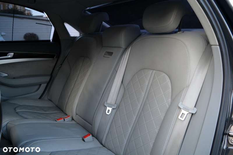 Audi A8 4.2 TDI Quattro - 16