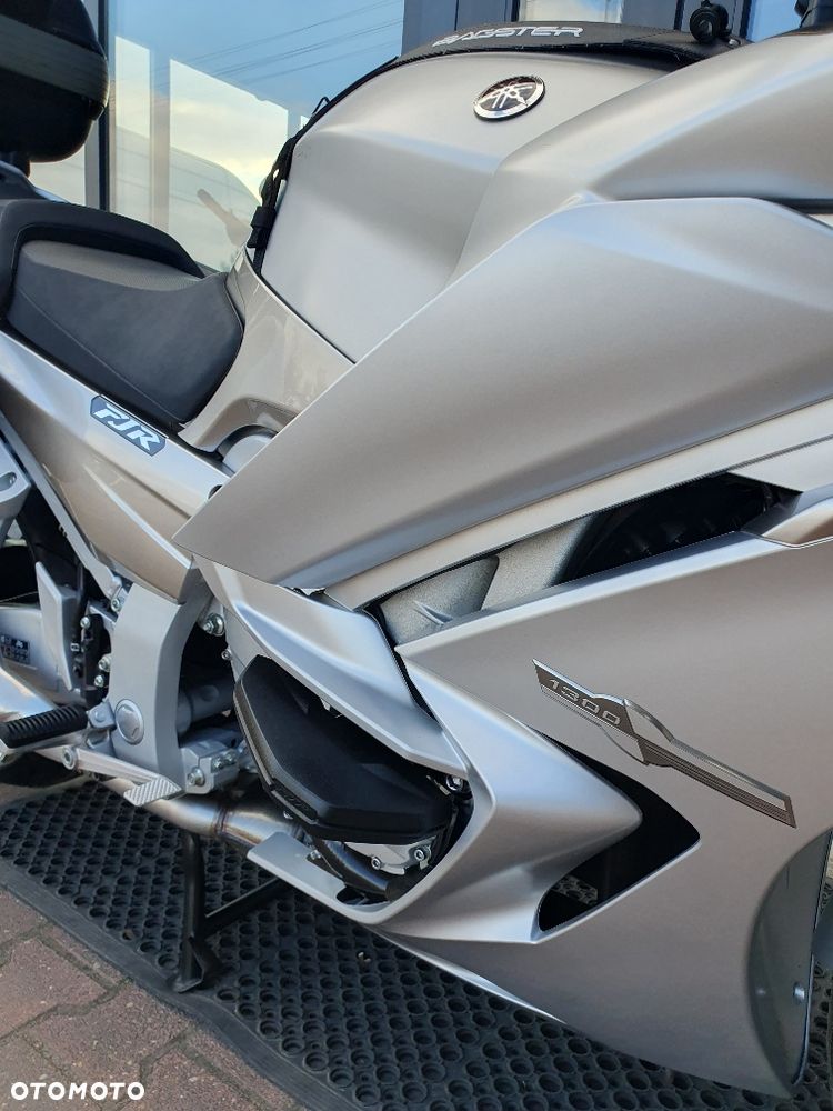 Yamaha FJR - 30