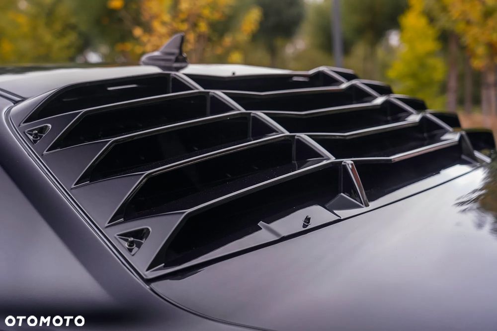 Dodge Challenger 3.6 SXT Plus - 32