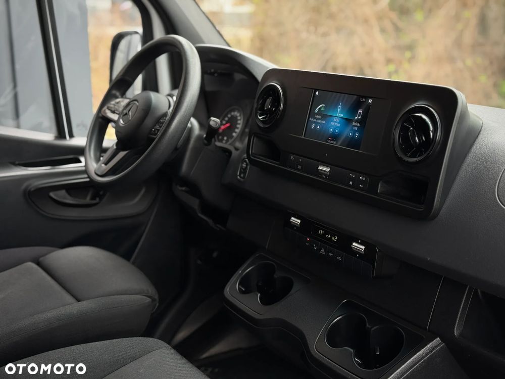 Mercedes-Benz Sprinter 315 CDI / Maxi L3 H2 / 2023 ROK Automat 9G Tronic / 154.590KM Przebieg / Reflektory LED / Zarejestrowany w PL - 24