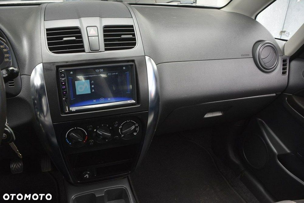 Fiat Sedici 1.6 16V 4x4 Dynamic - 24