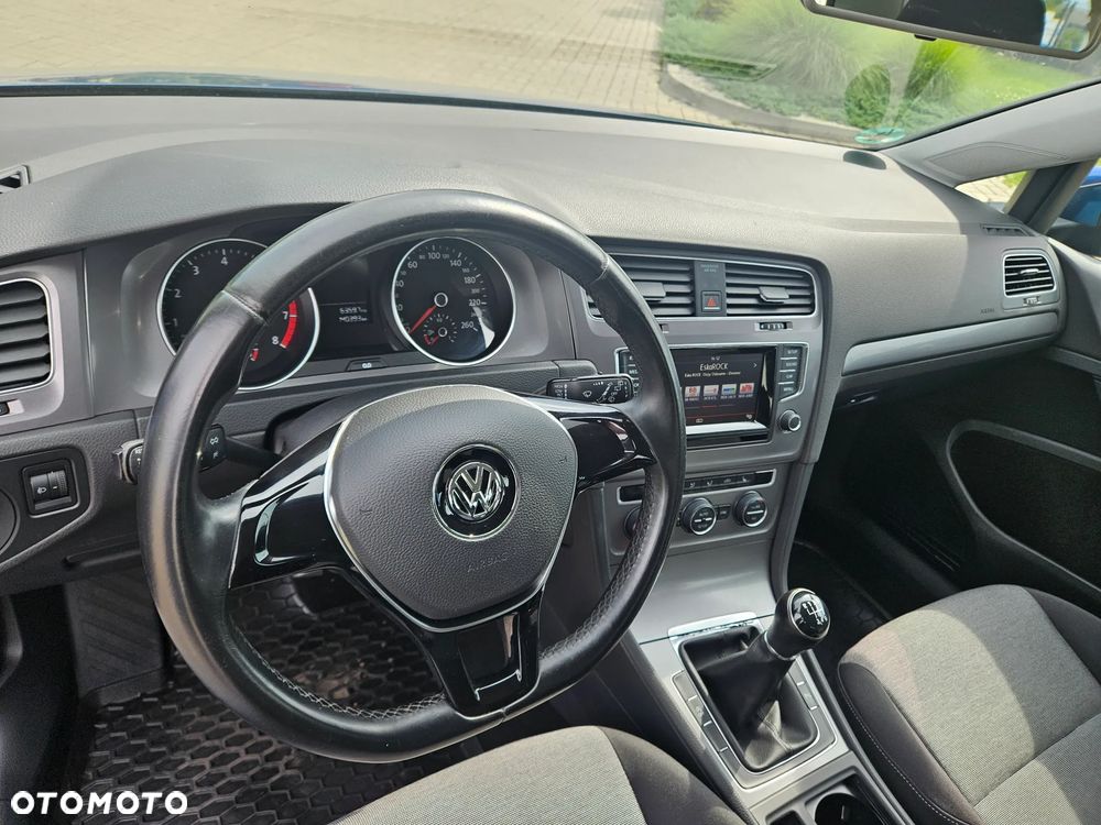 Volkswagen Golf - 13