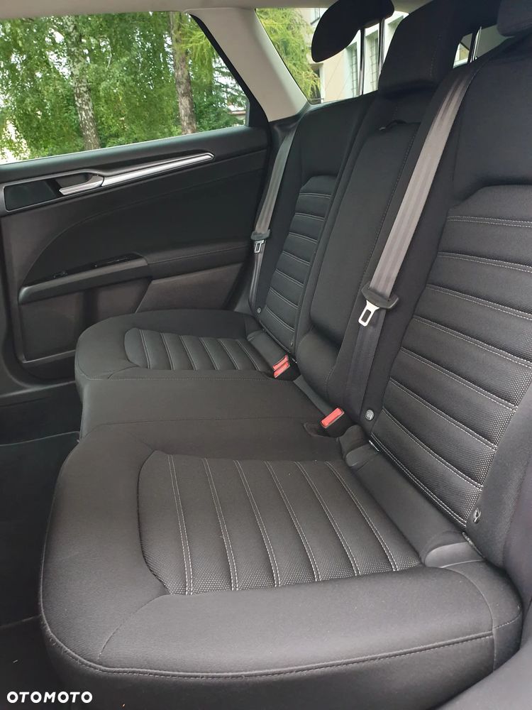 Ford Mondeo 2.0 TDCi Titanium - 37