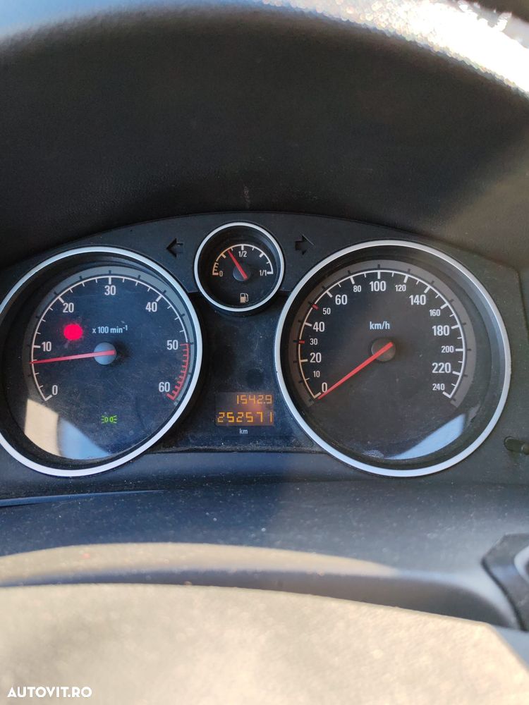 Opel Astra 1.7 CDTI - 2
