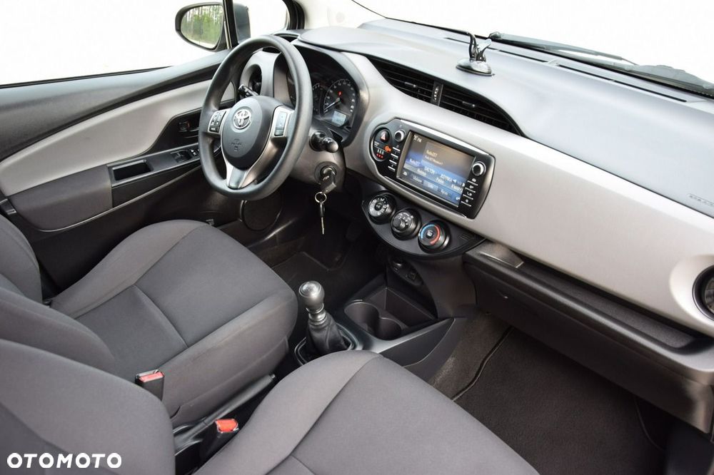 Toyota Yaris 1.5 Active - 36