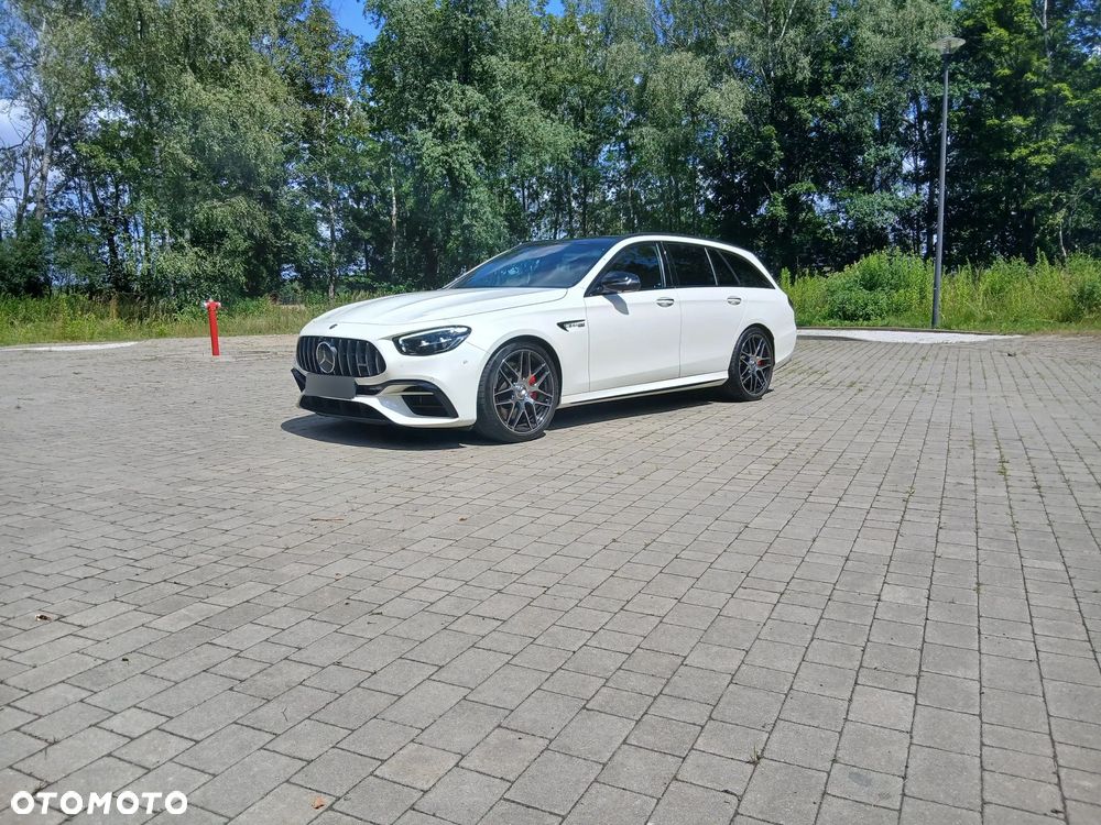 Mercedes-Benz Klasa E AMG 63 S 4Matic+ AMG Speedshift MCT-9G - 4