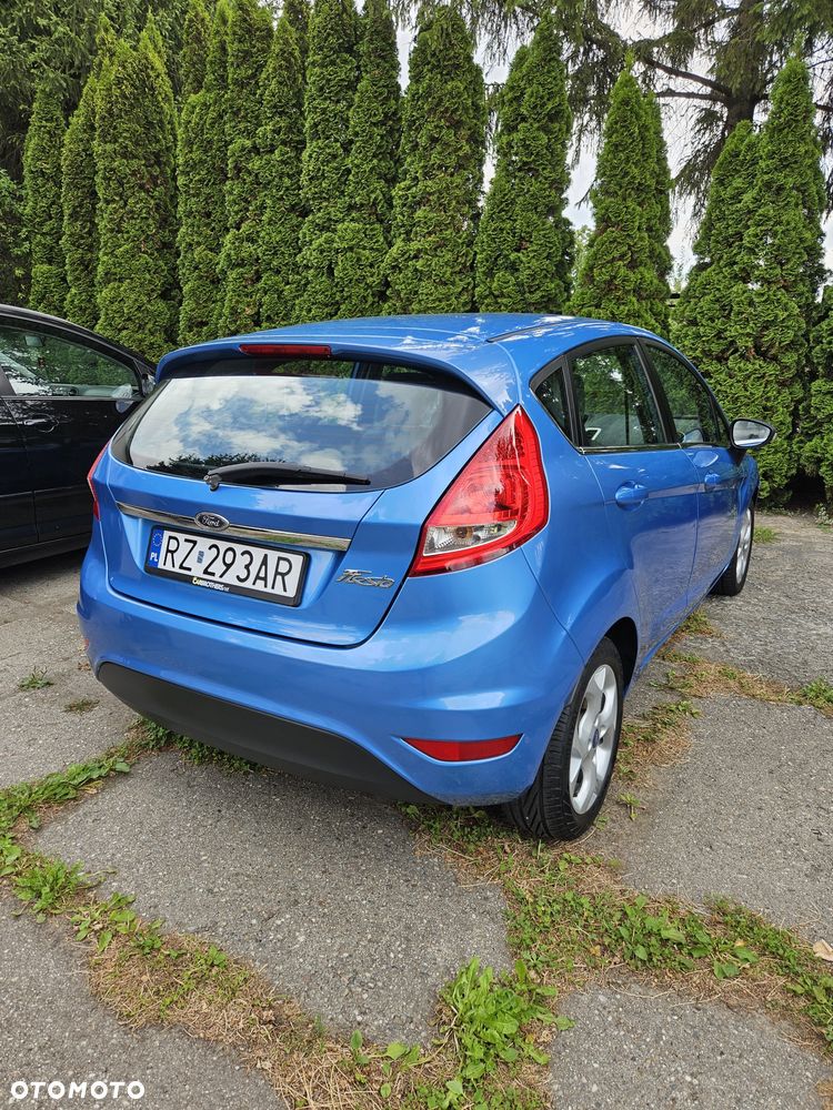 Ford Fiesta - 5
