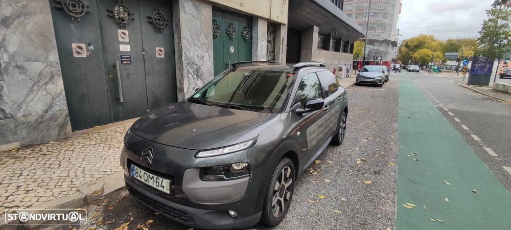Citroën C4 Cactus 1.2 PureTech Shine - 1