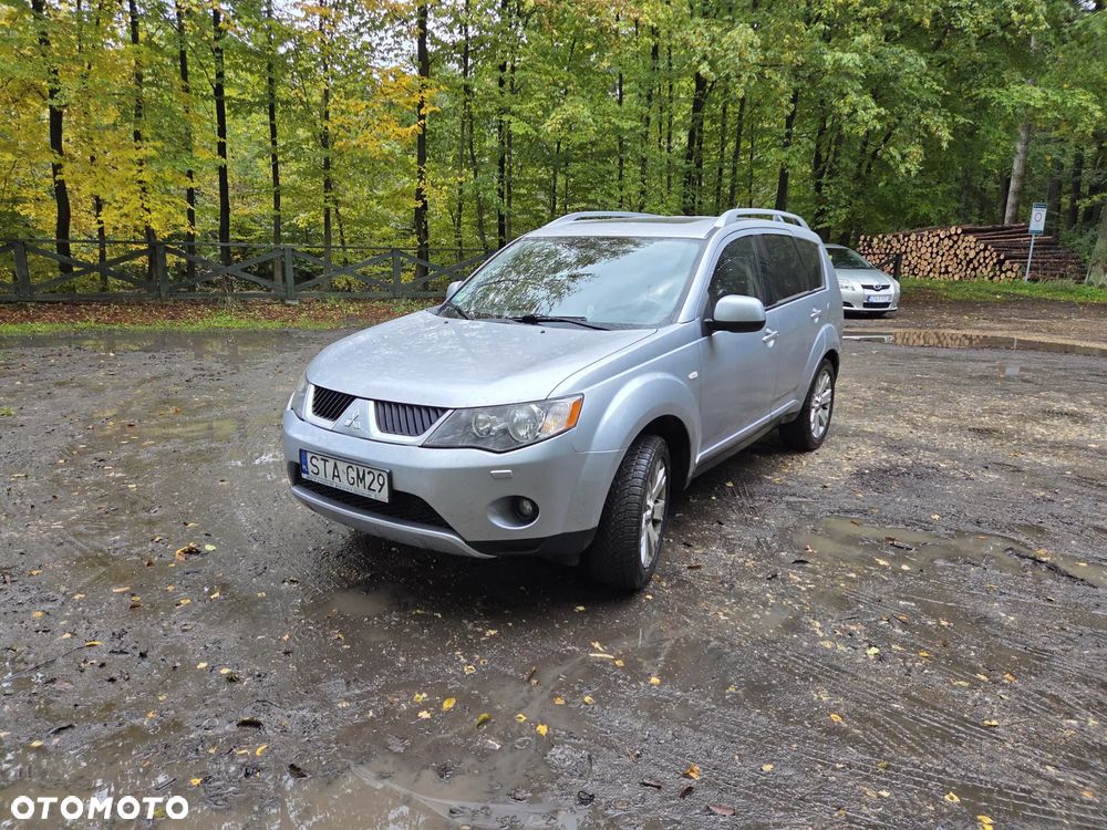 Mitsubishi Outlander 2.0 DID Instyle - 1