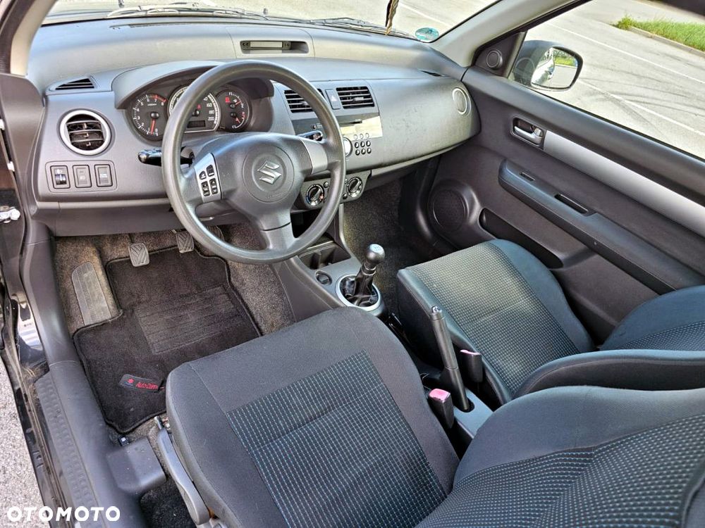 Suzuki Swift 1.3 Comfort - 17