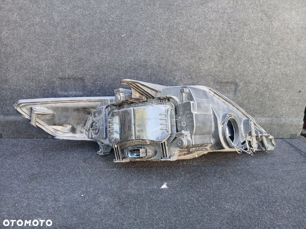 Ford Mondeo Mk4 Lampa przednia prawa, lewa XENON - 12