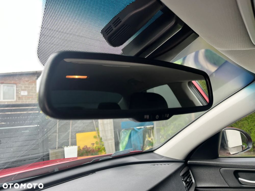 Kia Optima - 24
