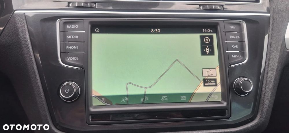 Volkswagen Tiguan - 24