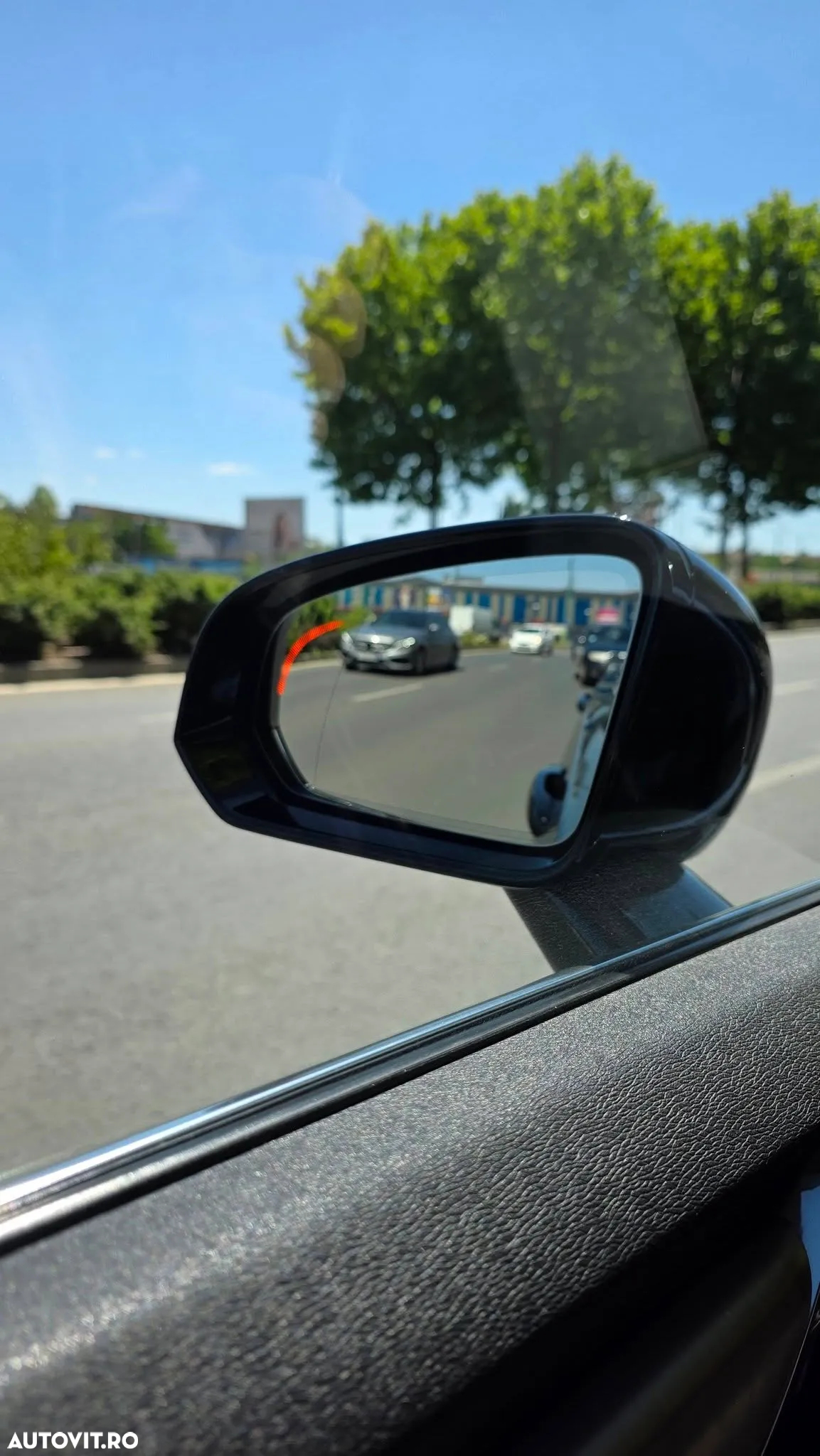 Volvo V90 D4 Geartronic Momentum Pro - 33