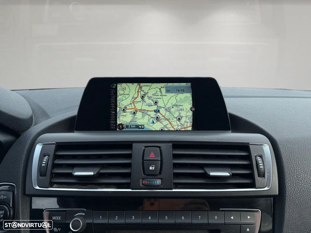 BMW 120 d Pack Desportivo M - 9