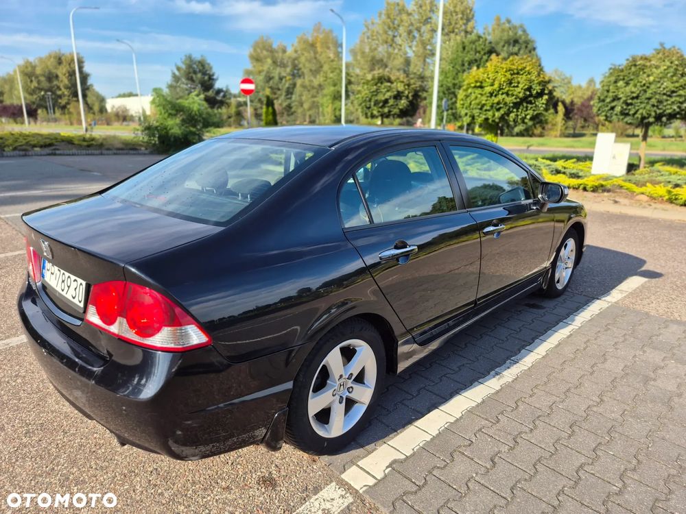 Honda Civic - 4