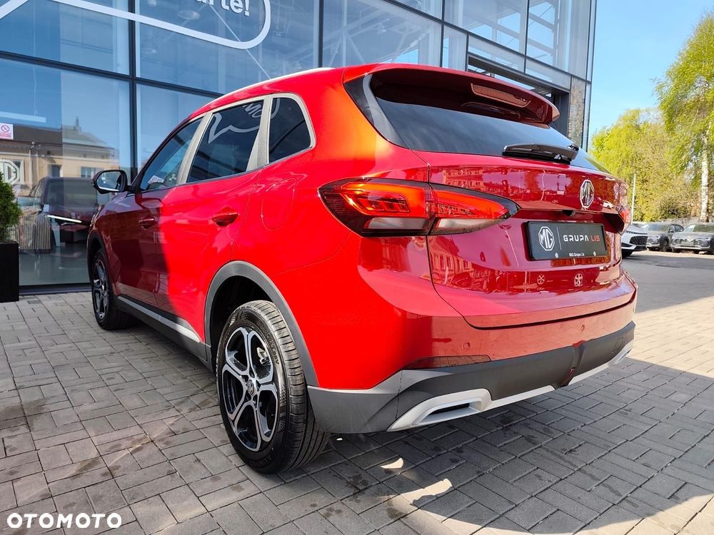 MG ZS - 10