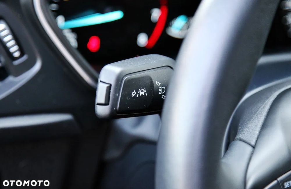 Ford Focus 1.0 EcoBoost Active - 24