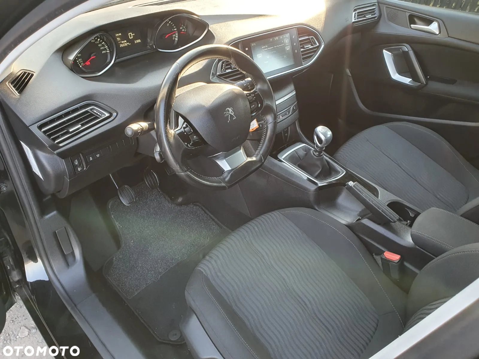 Peugeot 308 1.6 BlueHDi Active S&S - 20