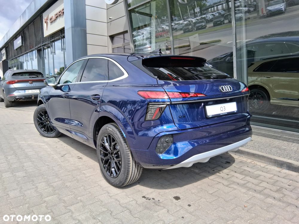 Audi Q3 Sportback - 4