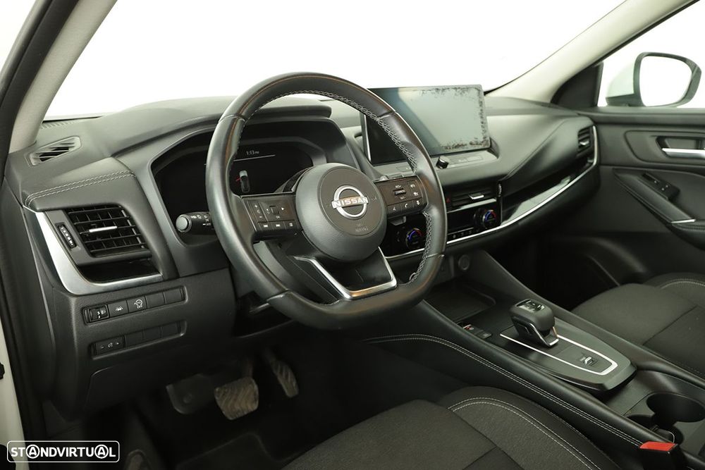 Nissan Qashqai 1.3 DIG-T N-Connecta Xtronic - 5