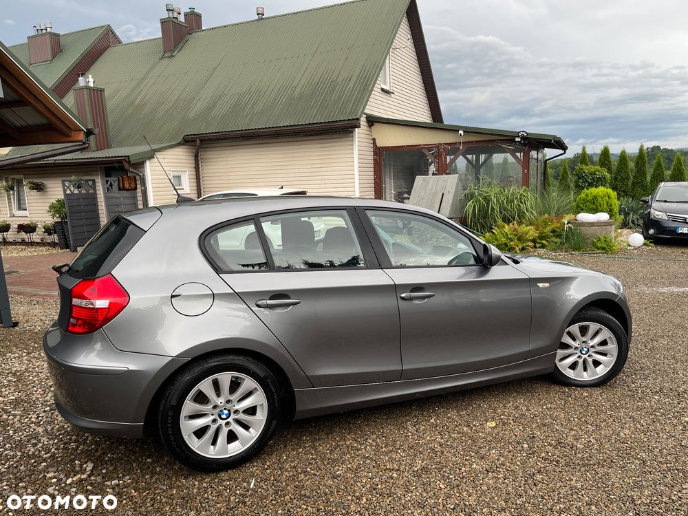 BMW Seria 1 - 24