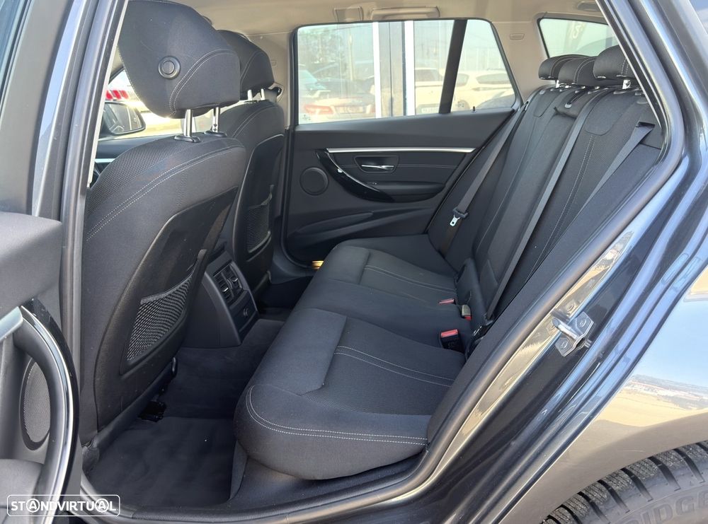 BMW 318 d Aut. Sport Line - 9